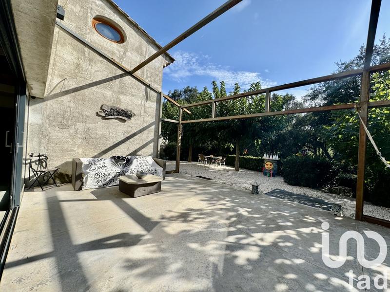 Maison - 350 m² - 9 pièces