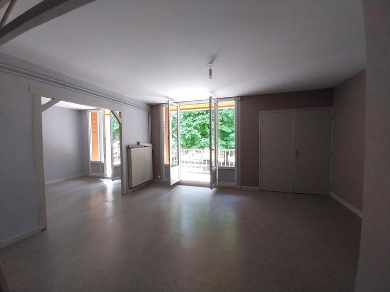 Appartement - 96 m² - 5 pièces