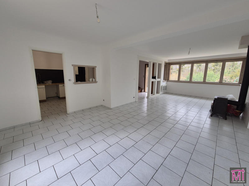 Maison traditionnelle - 139 m² - 7 pièces