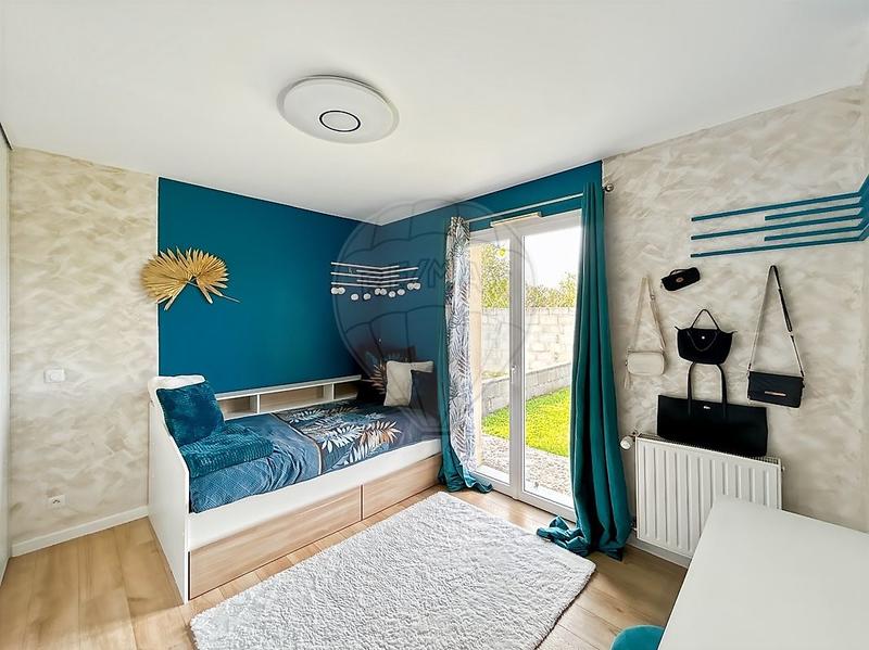 Maison - 110 m² - 4 pièces