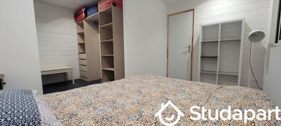 Chambre - 14 m² - 1 pièce