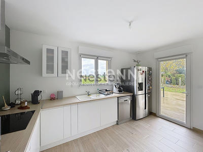 Maison - 92 m² - 4 pièces