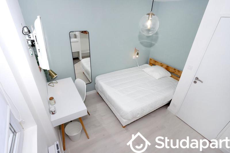 Chambre - 8 m² - 1 pièce