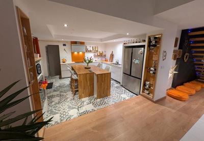 Maison - 170 m² - 5 pièces