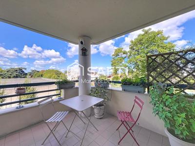 Appartement - 142 m² - 6 pièces