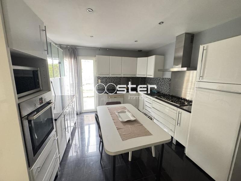 Maison ancienne - 197 m² - 5 pièces