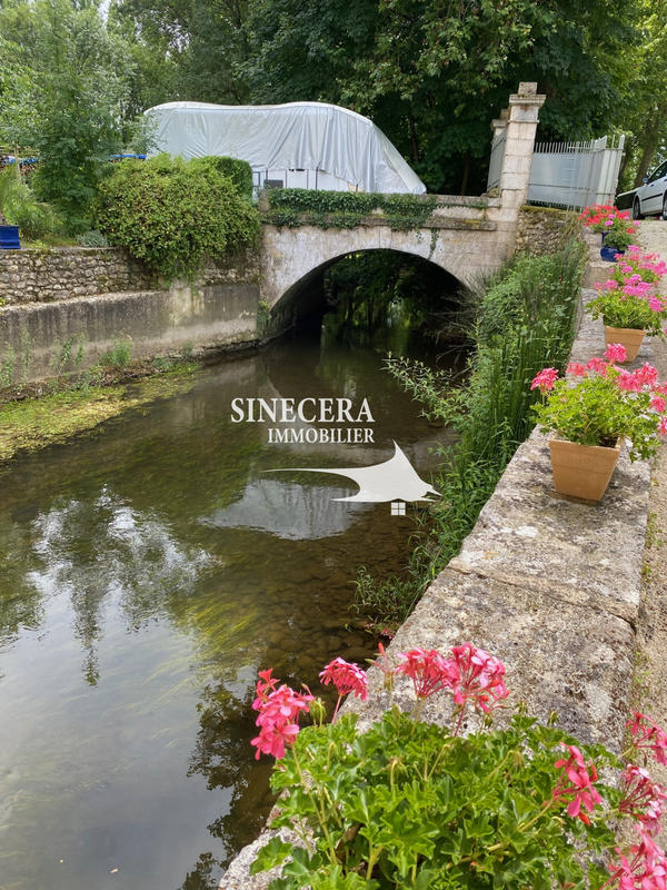 Propriété - 220 m² - 8 pièces