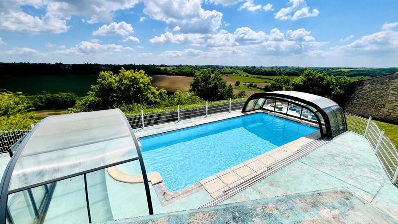 Maison - 158 m² - 6 pièces