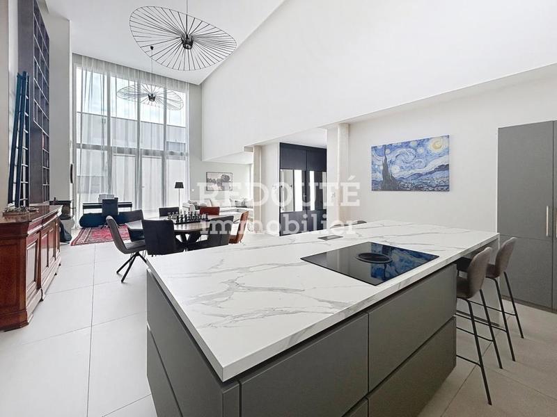 Maison - 187 m² - 7 pièces