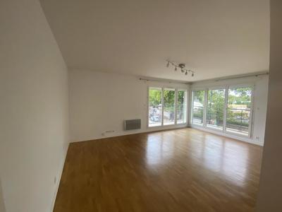 Appartement - 88 m² - 4 pièces