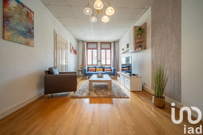 Maison - 230 m² - 7 pièces