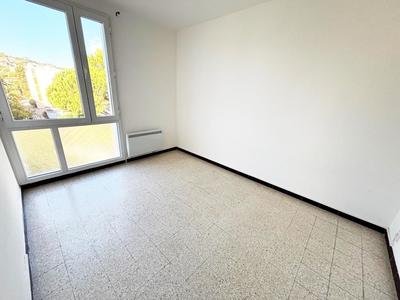 Appartement - 72 m² - 4 pièces