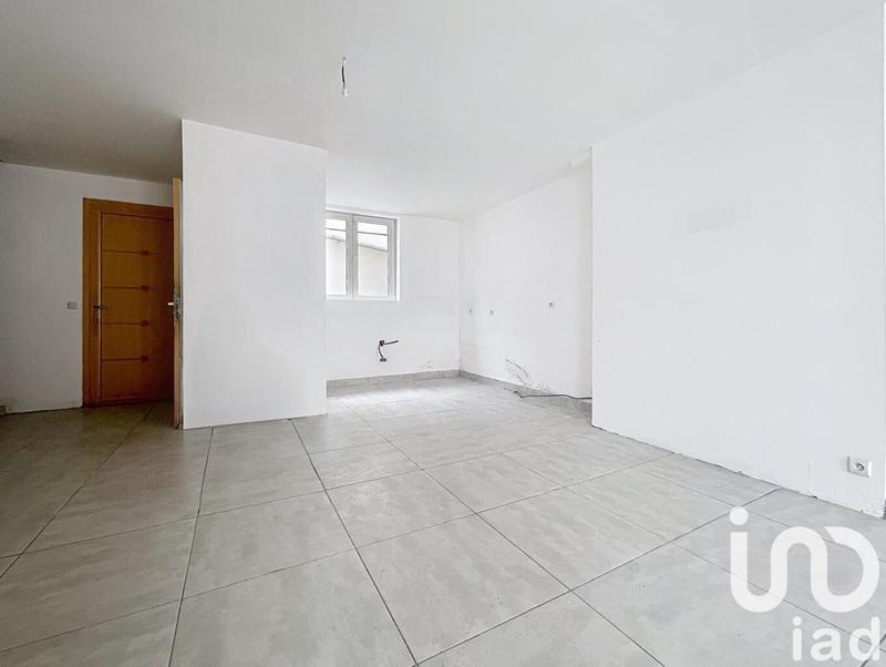 Maison - 195 m² - 6 pièces