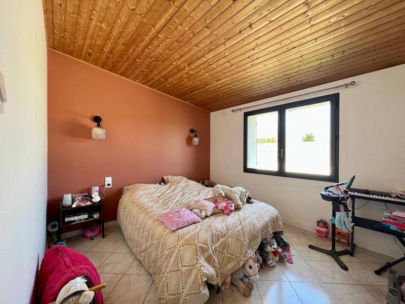 Maison traditionnelle - 184 m² - 7 pièces