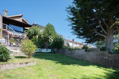 Maison - 140 m² - 7 pièces