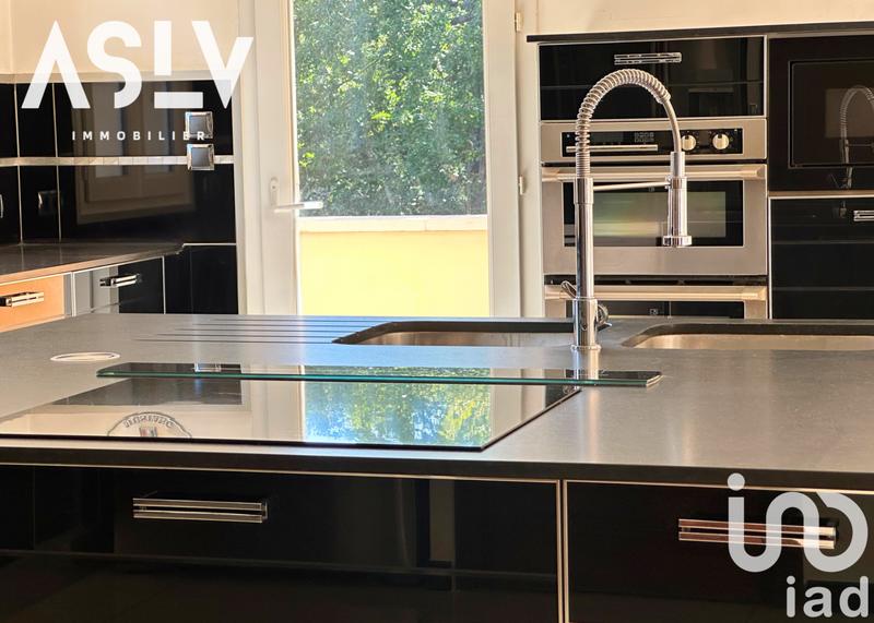 Maison de maîtres - 222 m² - 6 pièces