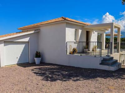 Pavillon - 125 m² - 5 pièces