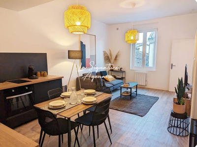 Immeuble - 245 m² - 10 pièces