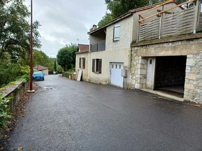 Maison en pierre - 78 m² - 3 pièces