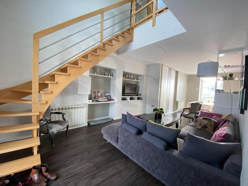 Maison - 87 m² - 4 pièces