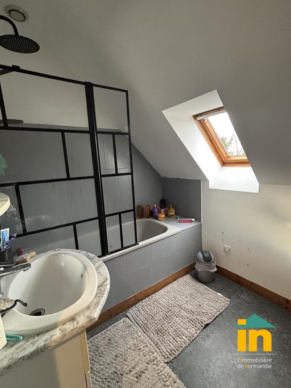 Maison de ville - 152 m² - 8 pièces