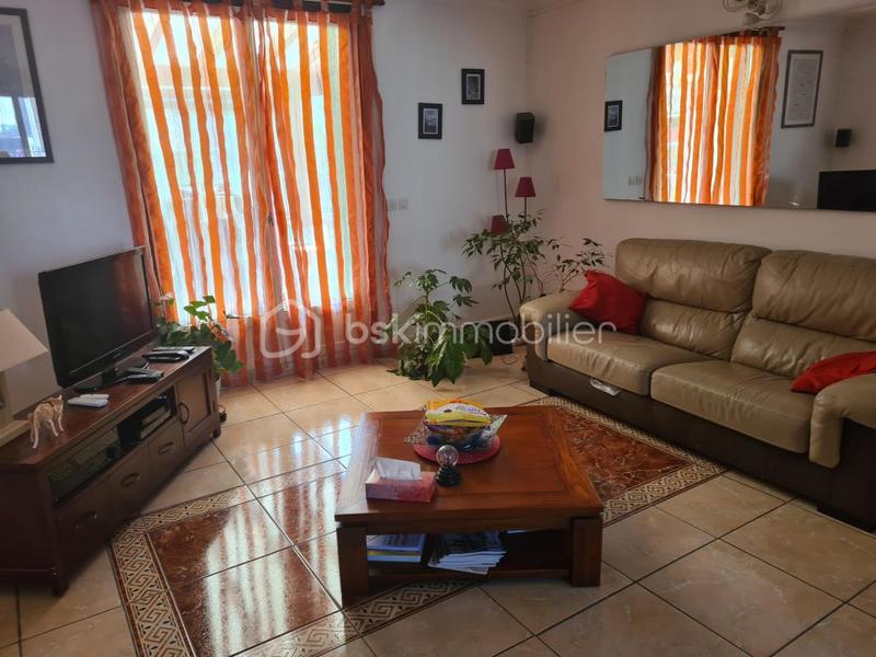 Maison - 151 m² - 8 pièces