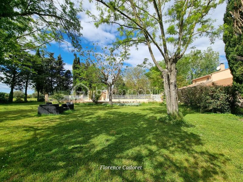 Villa - 239 m² - 8 pièces