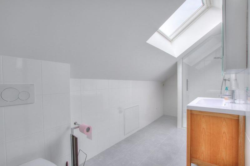 Maison - 200 m² - 6 pièces