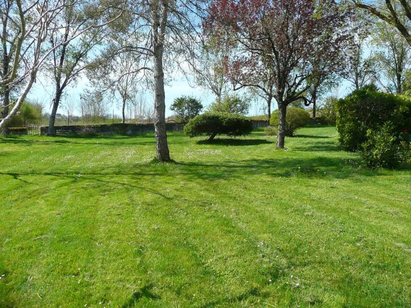 Maison - 222 m² - 10 pièces