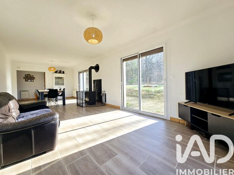 Maison - 96 m² - 5 pièces