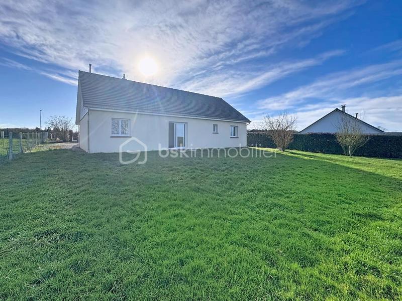 Maison - 99 m² - 4 pièces