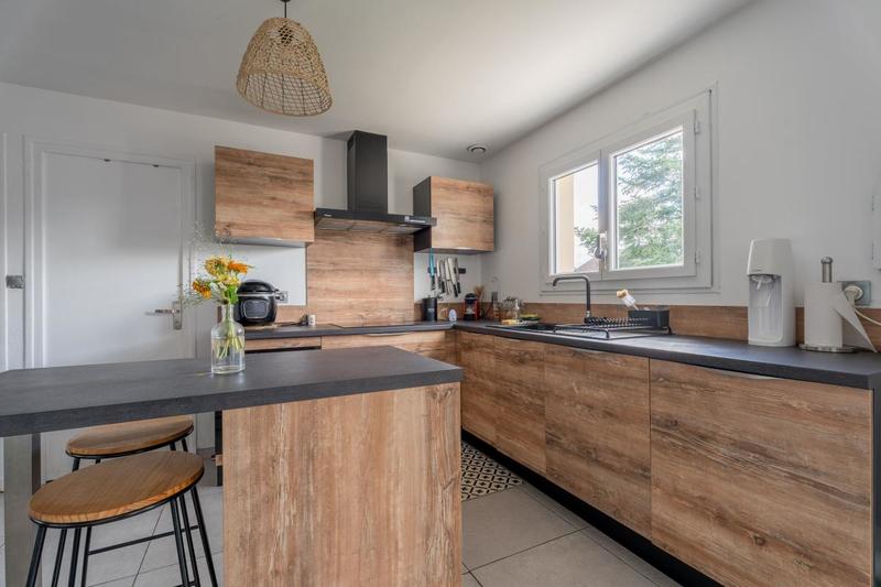 Maison - 85 m² - 4 pièces