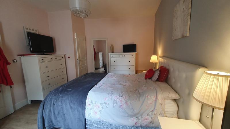 Maison de village - 285 m² - 10 pièces