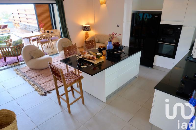 Maison - 106 m² - 5 pièces