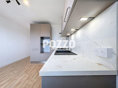 Appartement - 93 m² - 3 pièces