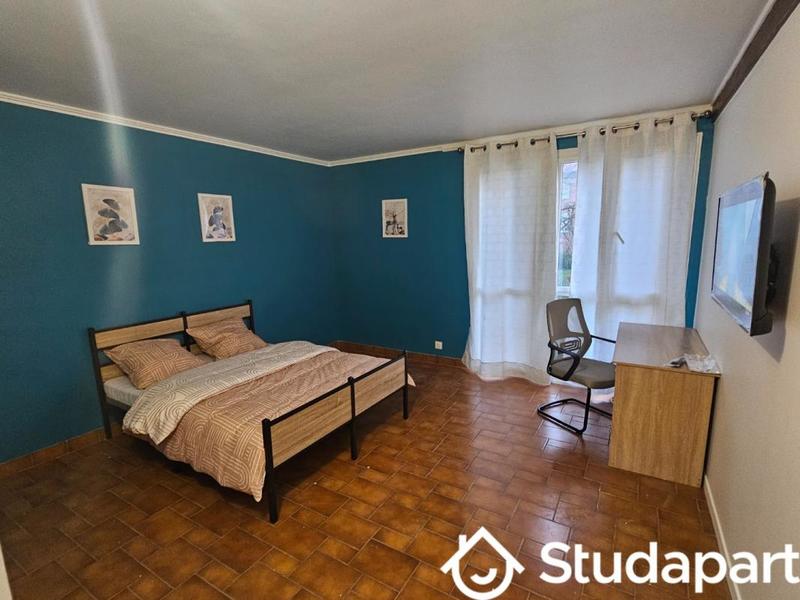 Chambre - 12 m² - 1 pièce