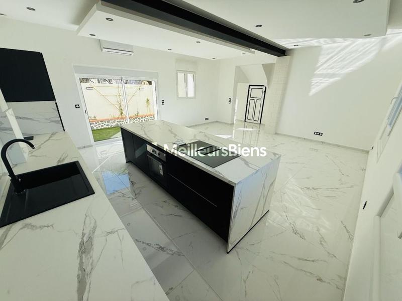 Maison - 110 m² - 4 pièces