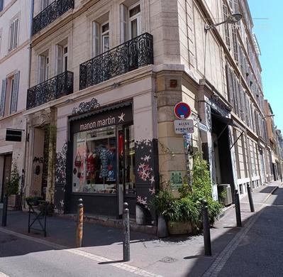 Fonds de commerce - Local commercial - 95 m²