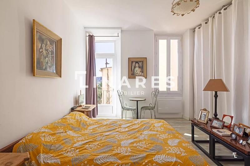 Appartement - 81 m² - 3 pièces