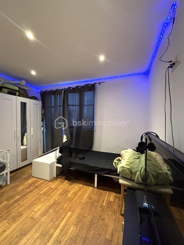Studio - 43 m² - 2 pièces