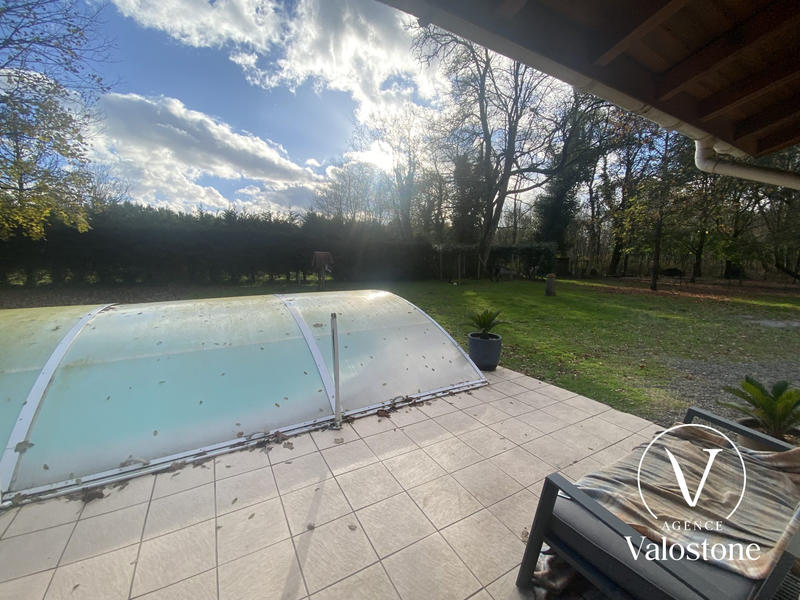 Maison - 181 m² - 8 pièces