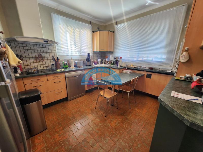 Maison - 165 m² - 6 pièces