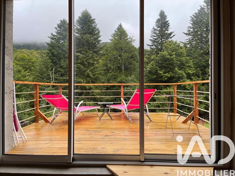 Maison - 231 m² - 7 pièces