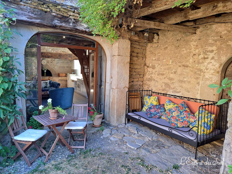 Mas - 418 m² - 19 pièces