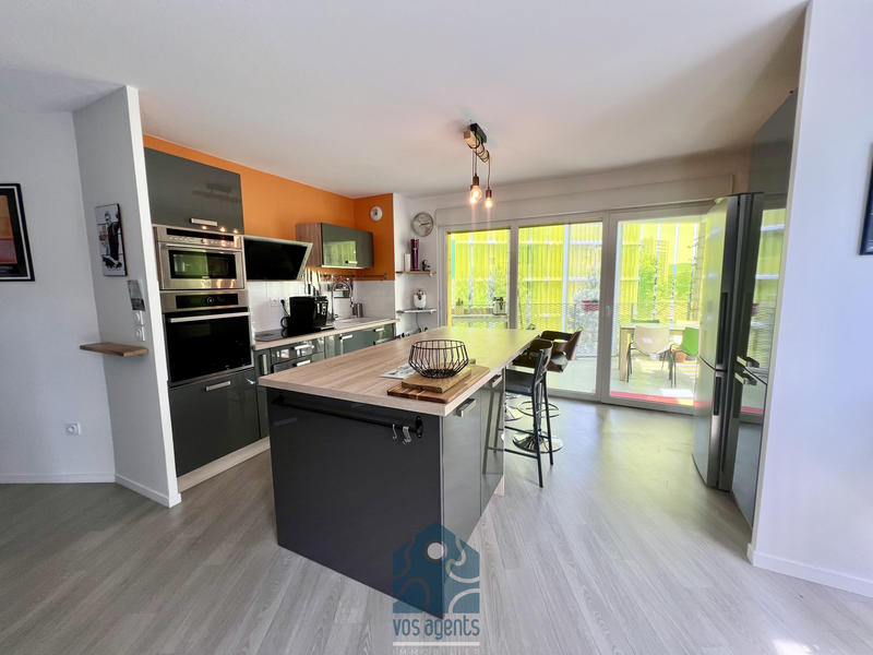 Appartement - 86 m² - 4 pièces