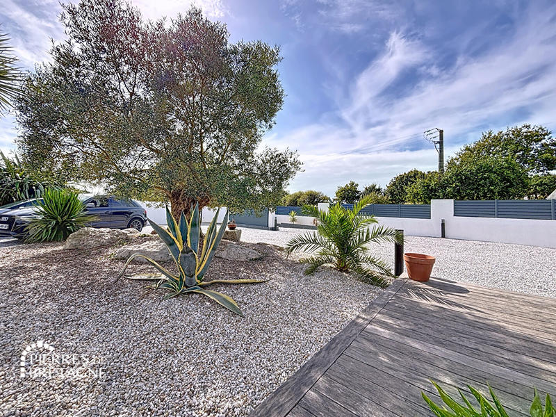 Villa - 221 m² - 8 pièces