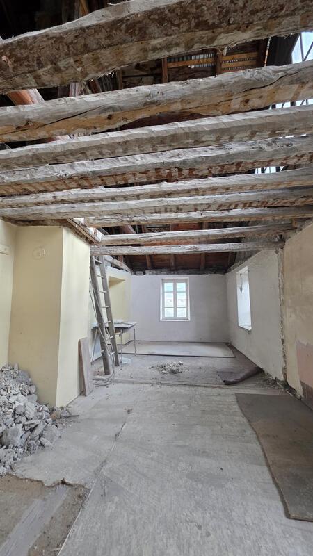 Maison - 400 m² - 12 pièces