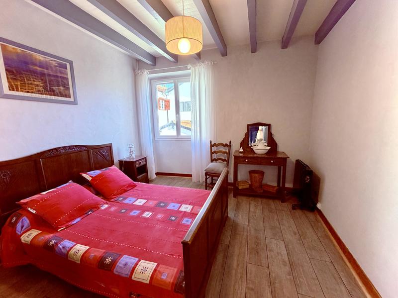 Maison de village - 249 m² - 10 pièces