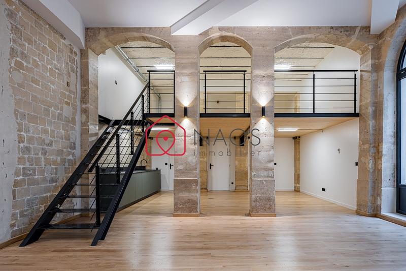 Local d'activités - 169 m²