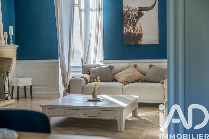 Maison - 480 m² - 16 pièces